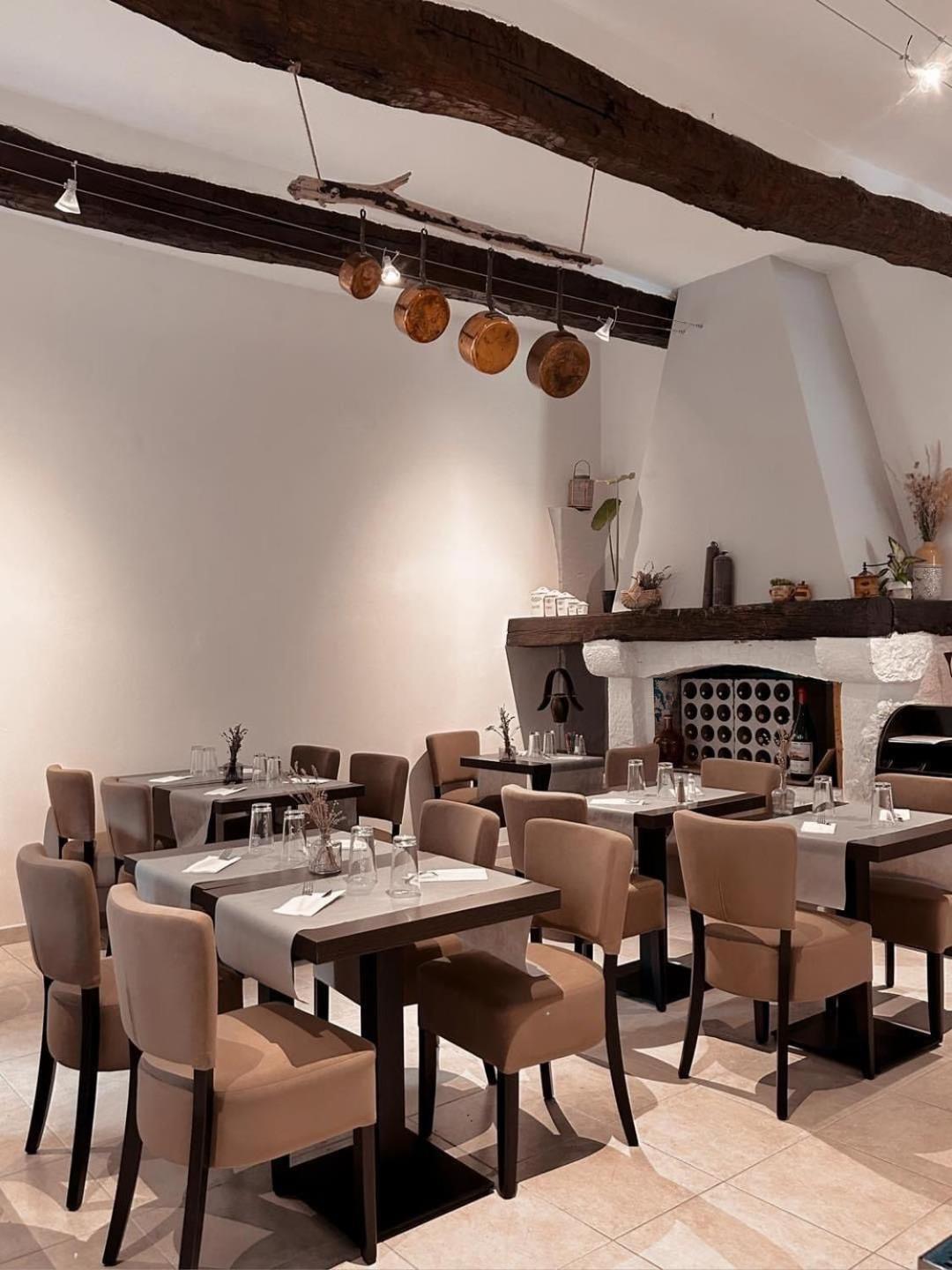 Auberge Du Bourguet Brenon Esterno foto